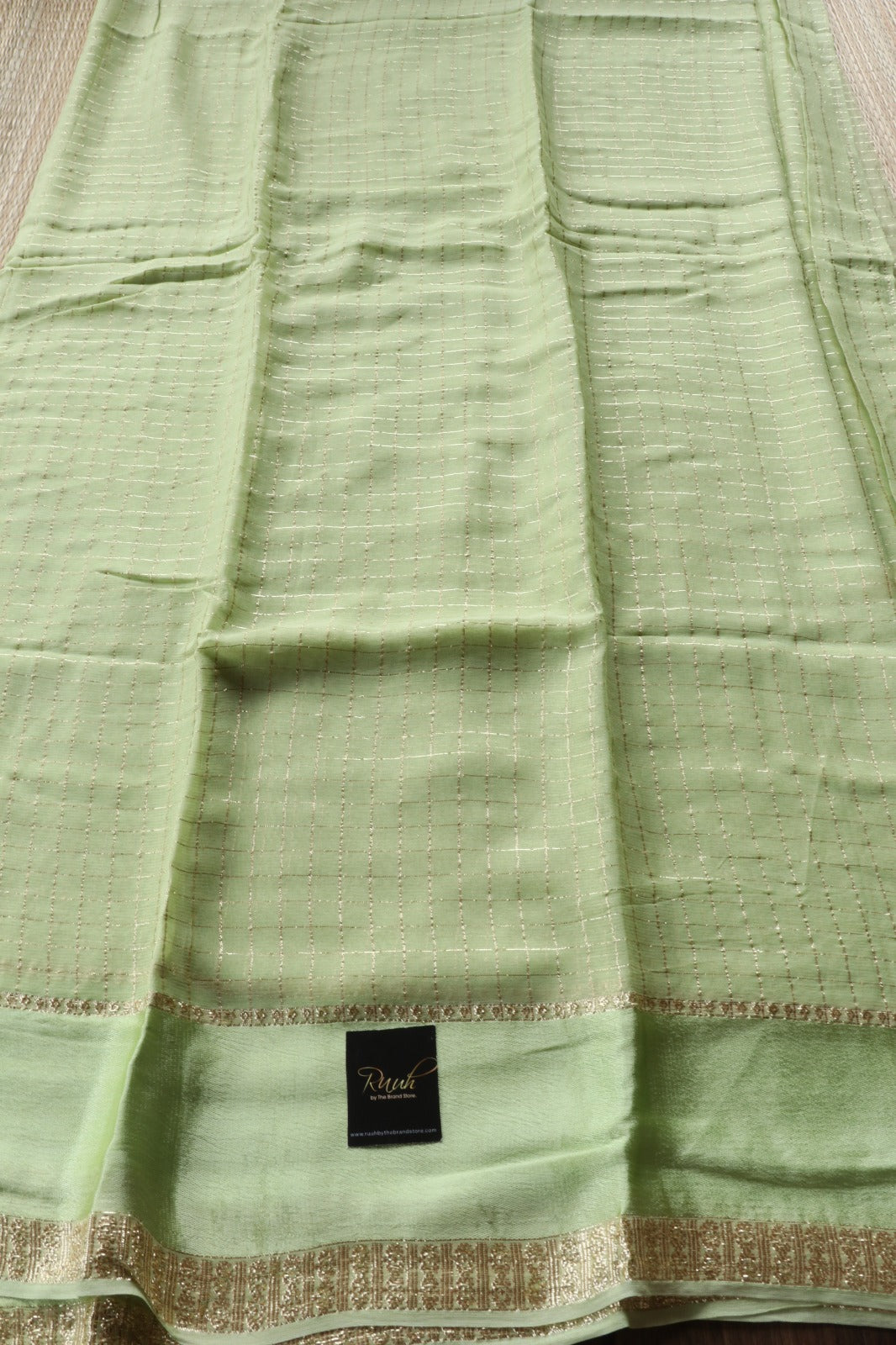 LIGHT PISTA VISCOSE CHECK SAREE