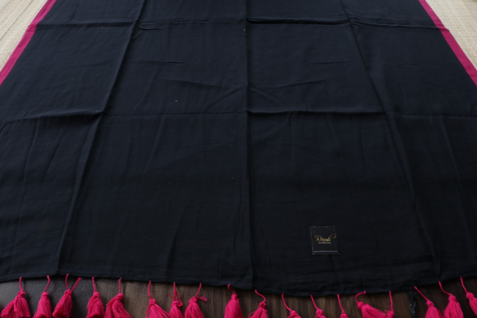 BLACK -PINK PLAIN MULMUL SAREE