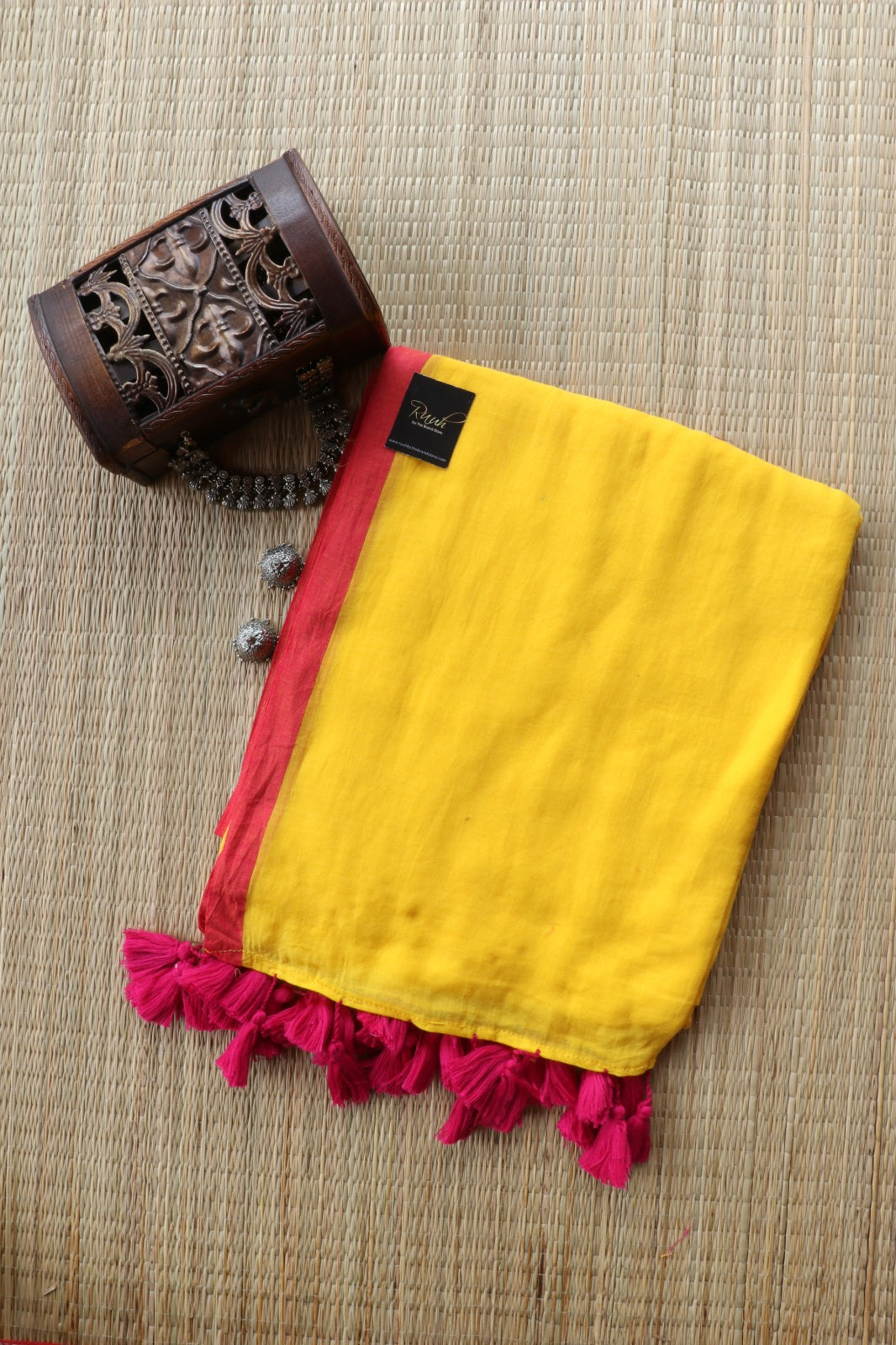YELLOW- PINK PLAIN MULMUL SAREE
