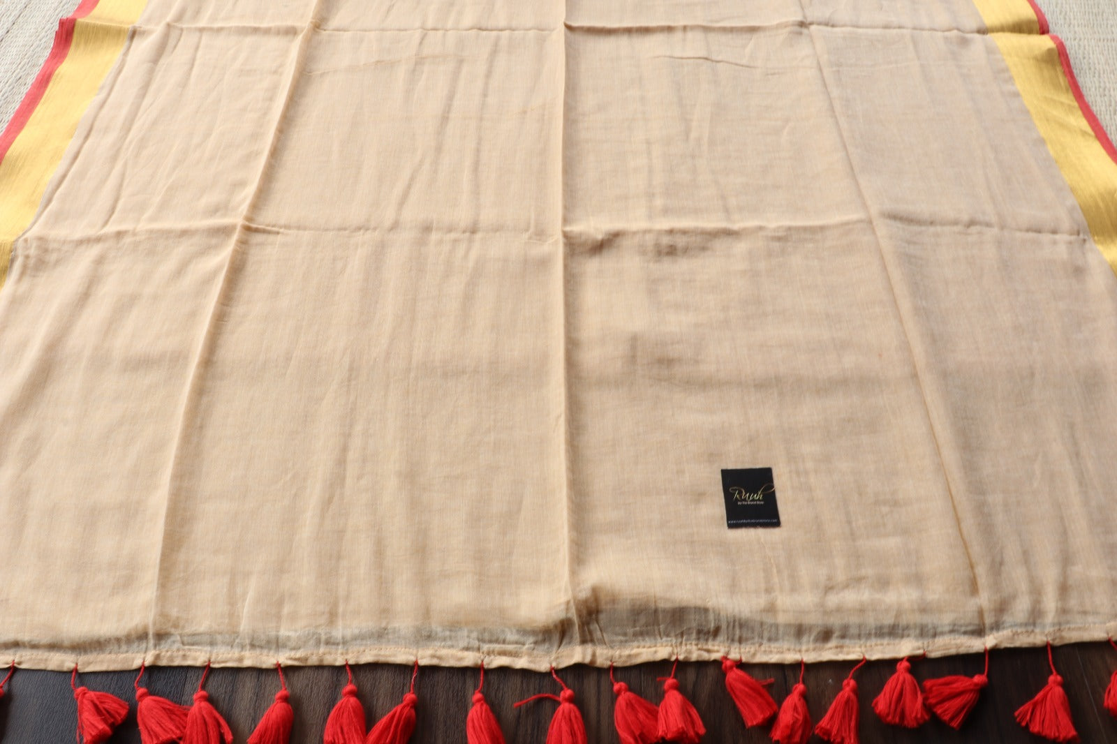 BEIGE MULMUL SAREE WITH RED EDGING-TBS26MV
