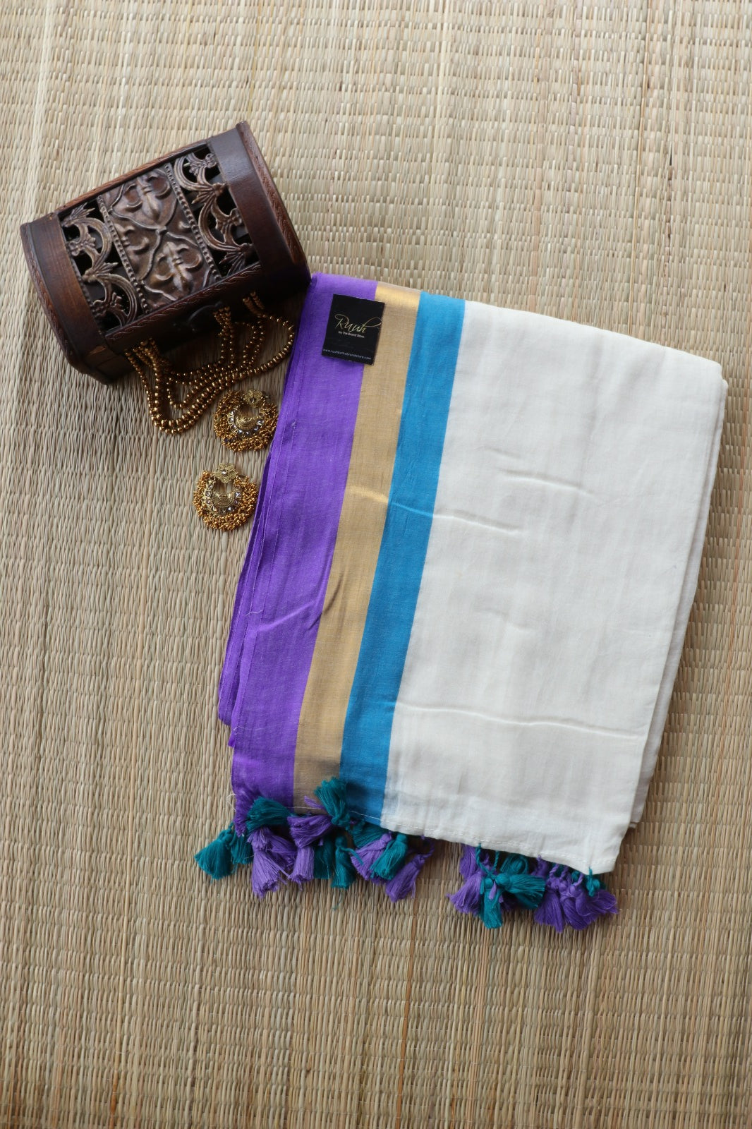 MUL COTTON WITH BLUE & LAVENDER BORDER-TBS26VC