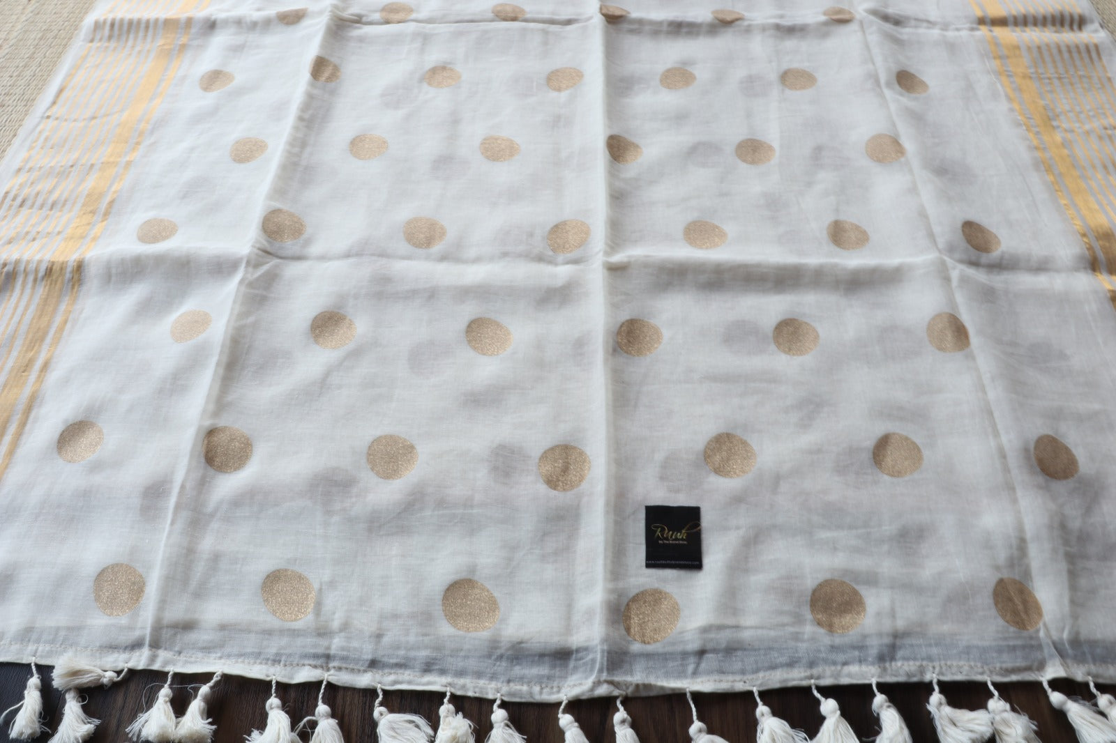 MULMUL SAREE WITH POLKA DOTS - TBS26VC