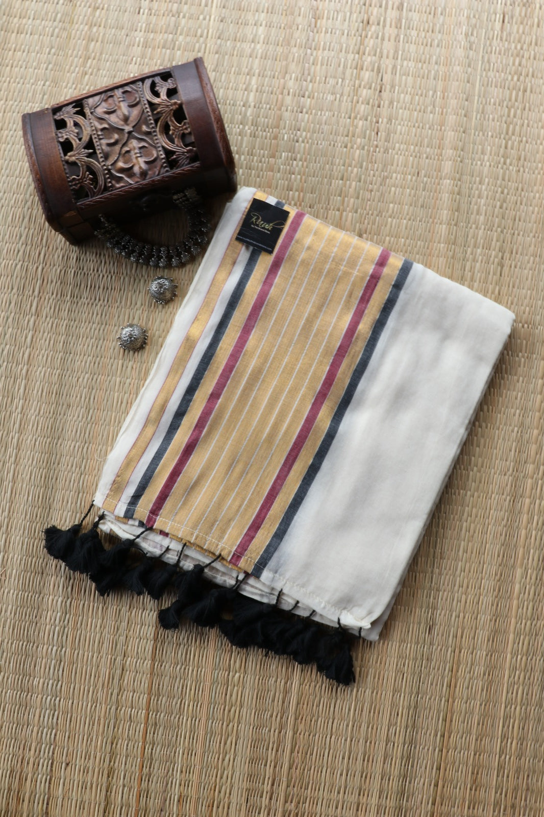 MUL COTTON SAREE WITH ZARI AND COLOUR BORDER- TBS26VC