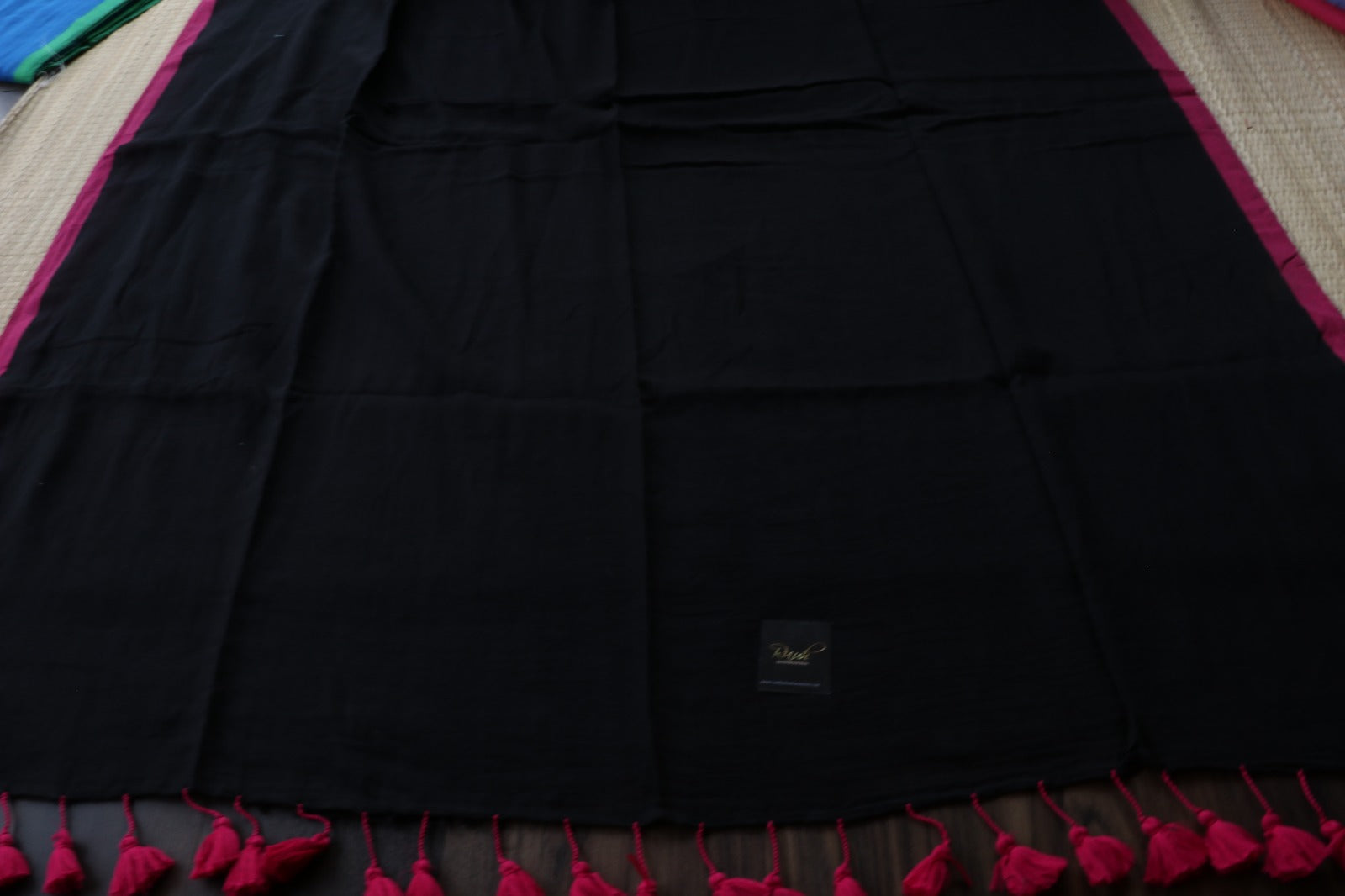 BLACK- PINK PLAIN MULMUL SAREE-TBS26MP