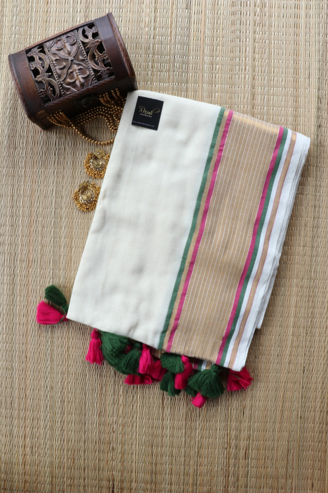 MUL COTTON SAREE WITH ZARI AND COLOUR BORDER- TBS26VC