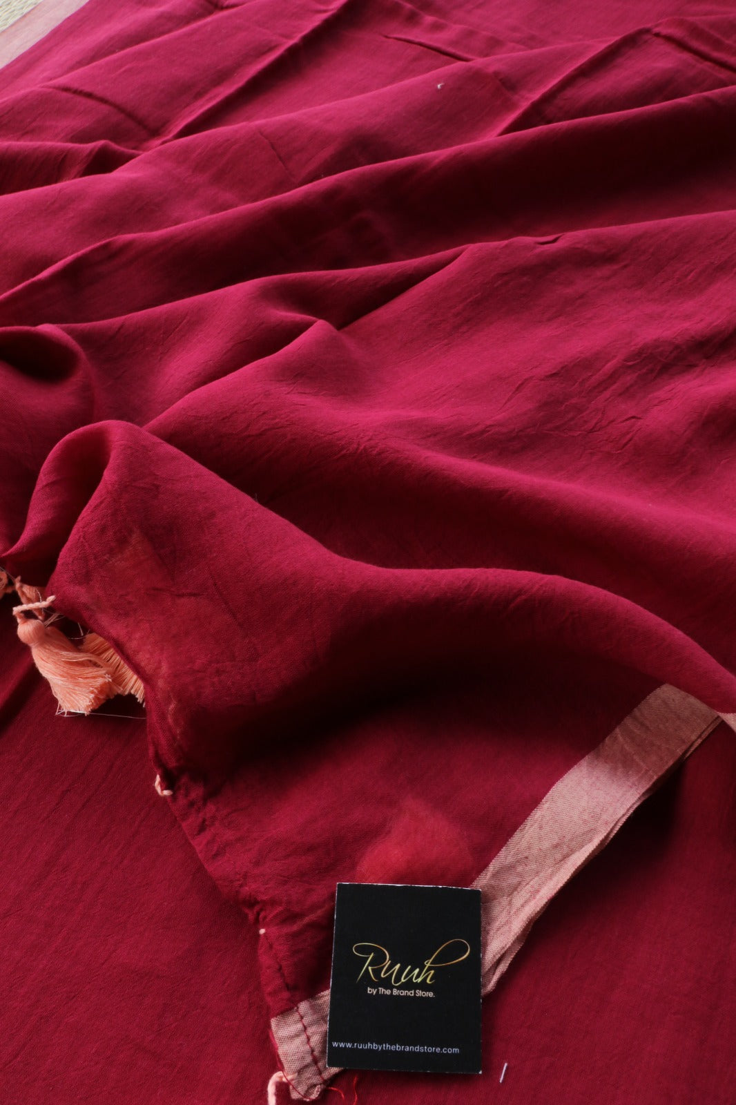 MAROON PLAIN MULMUL SAREE - TBS26MP