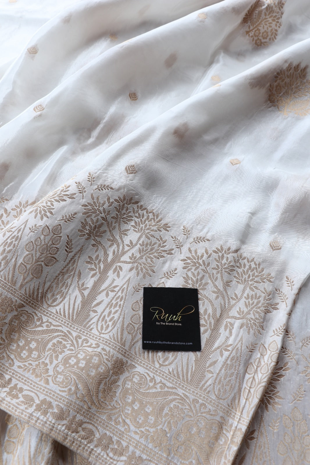 VISCOSE BANARASI SAREE ( DYEABLE)