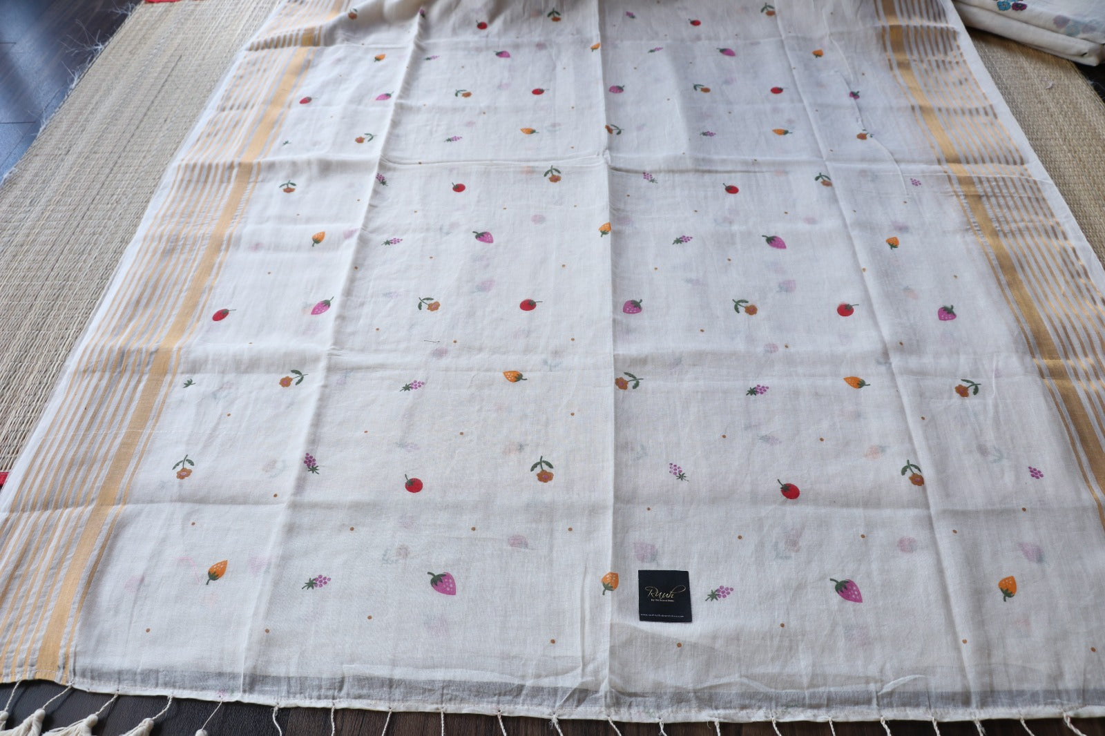 FLORAL AND FRUIT PRINTED MUL COTTON SAREE