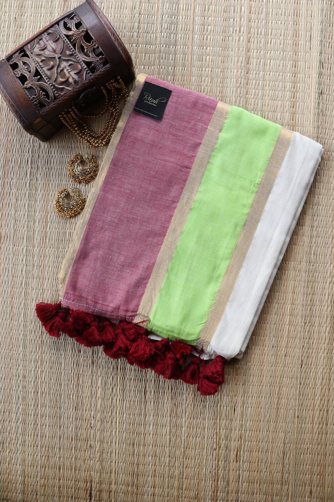 MULMUL SAREE WITH GREEN AND PINK BORDER