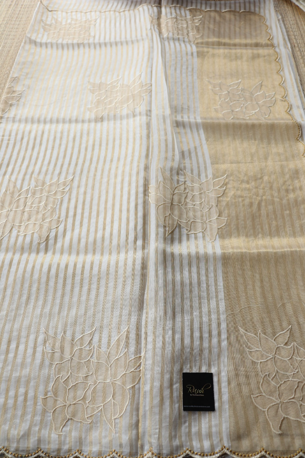 PREMIUM TISSUE ORGANZA SCALLOPPED SAREE