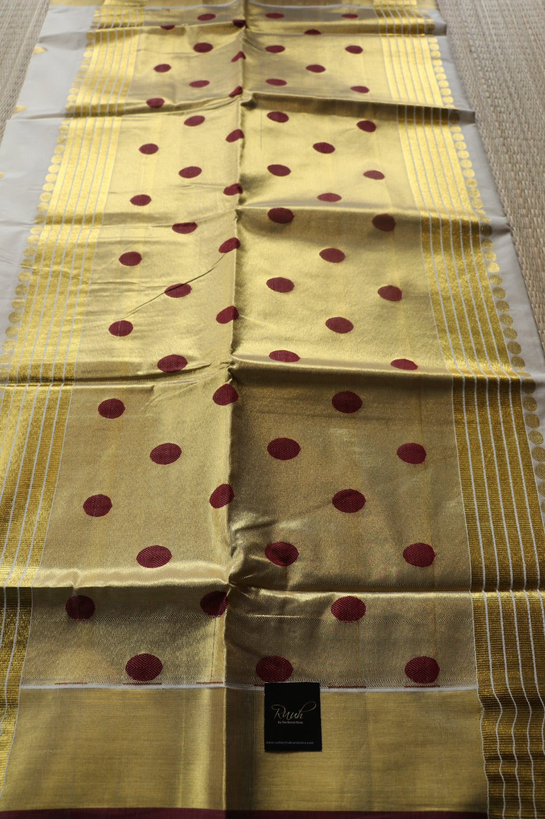 PREMIUM KERALA COTTON WITH POLKA WEAVING