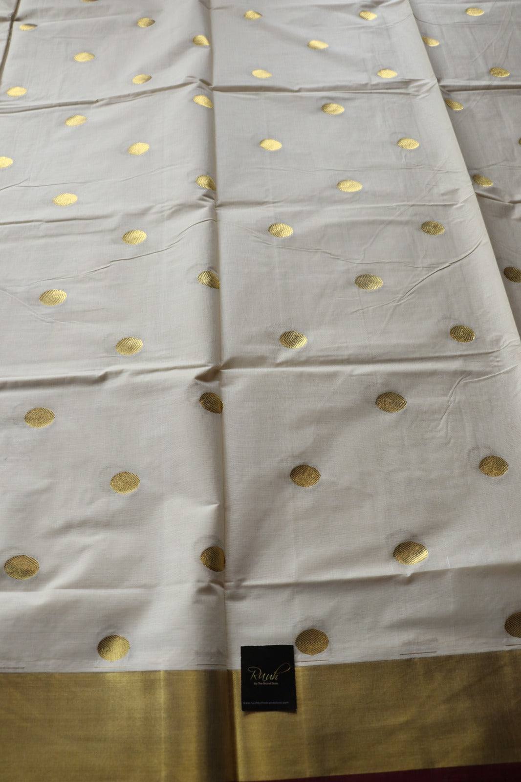 PREMIUM KERALA COTTON WITH POLKA WEAVING