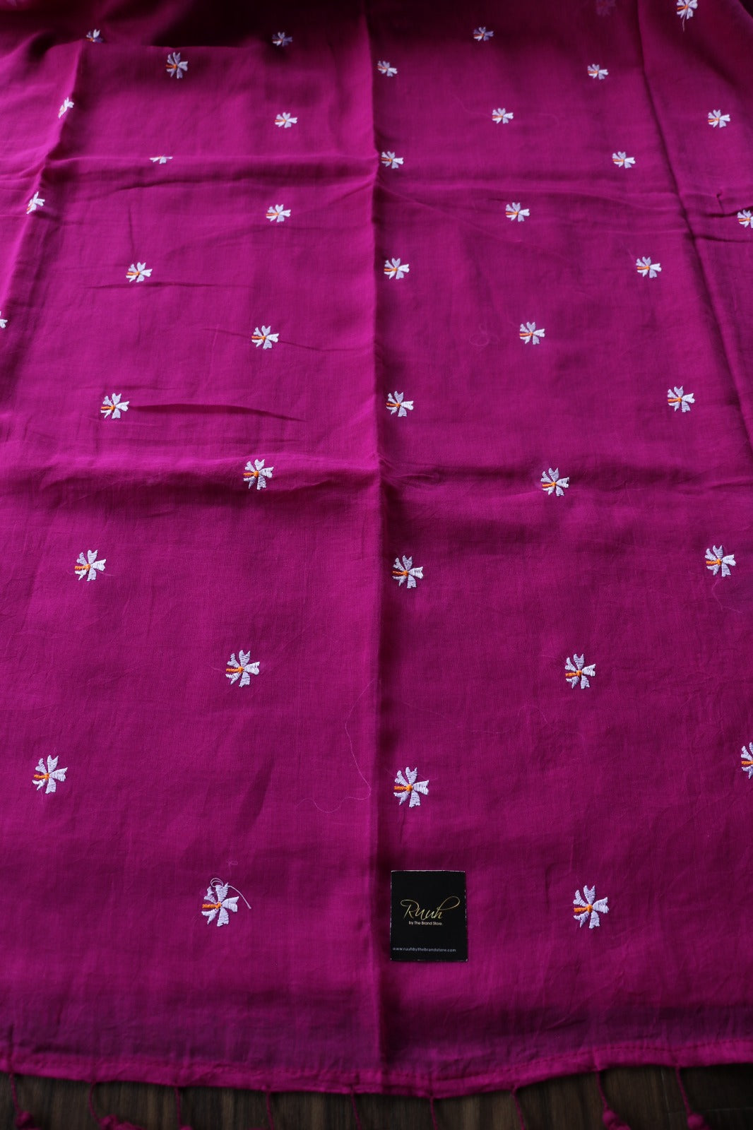 MAGENTA MULMUL PARIJAT EMBROIDERY-TBS26MPE