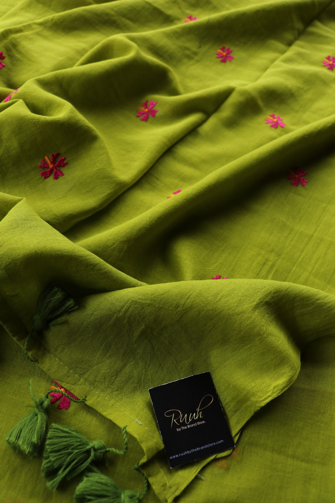 GREEN MULMUL PARIJAT EMBROIDERY-TBS26MPE