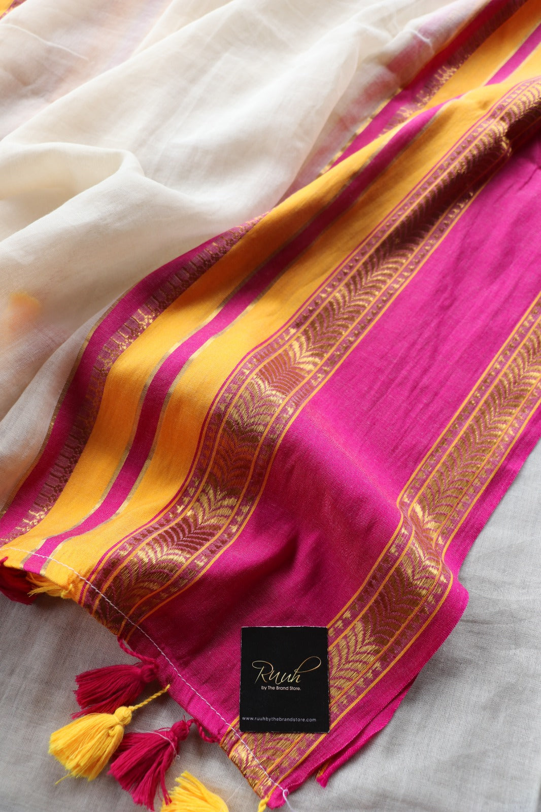 MULMUL COTTON SAREE WITH PINK & YELLOW BORDER