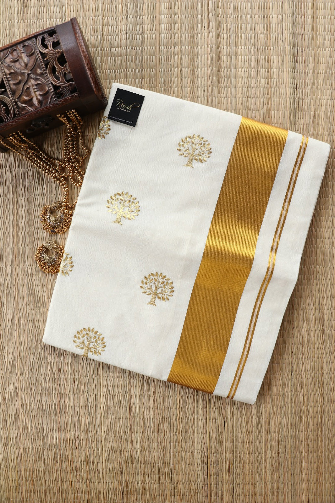 KERALA COTTON TREE EMBROIDERY