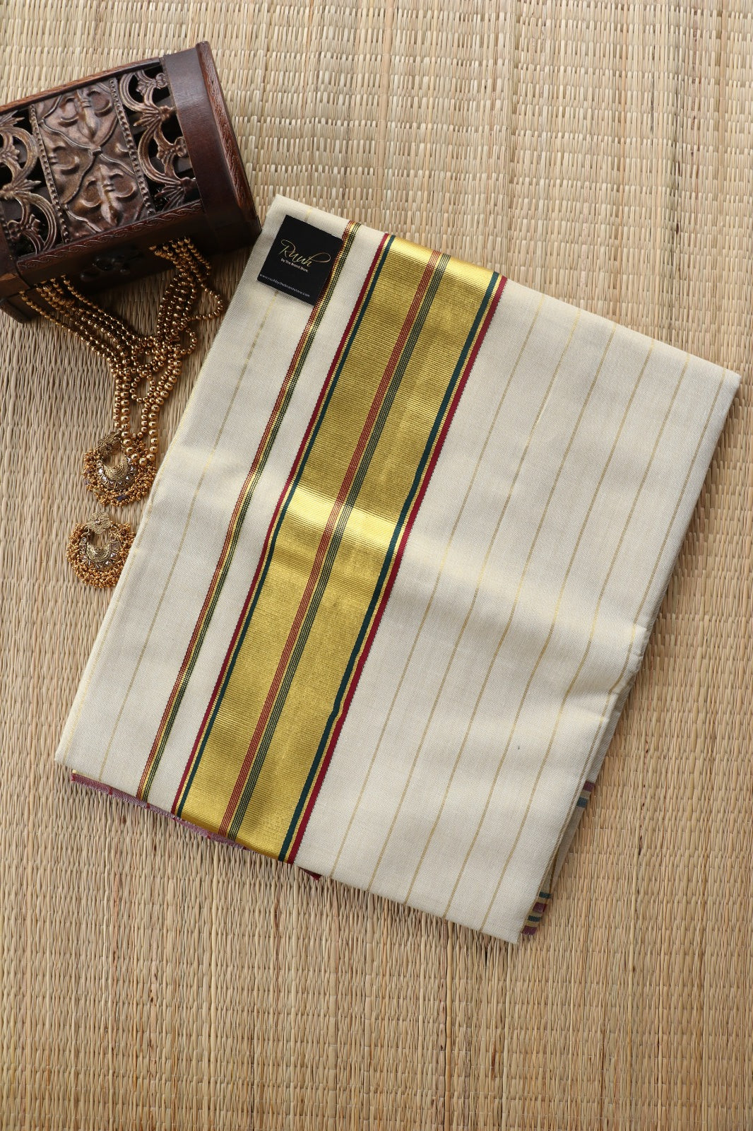 TISSUE STRIPE - BLACK & MAROON BORDER