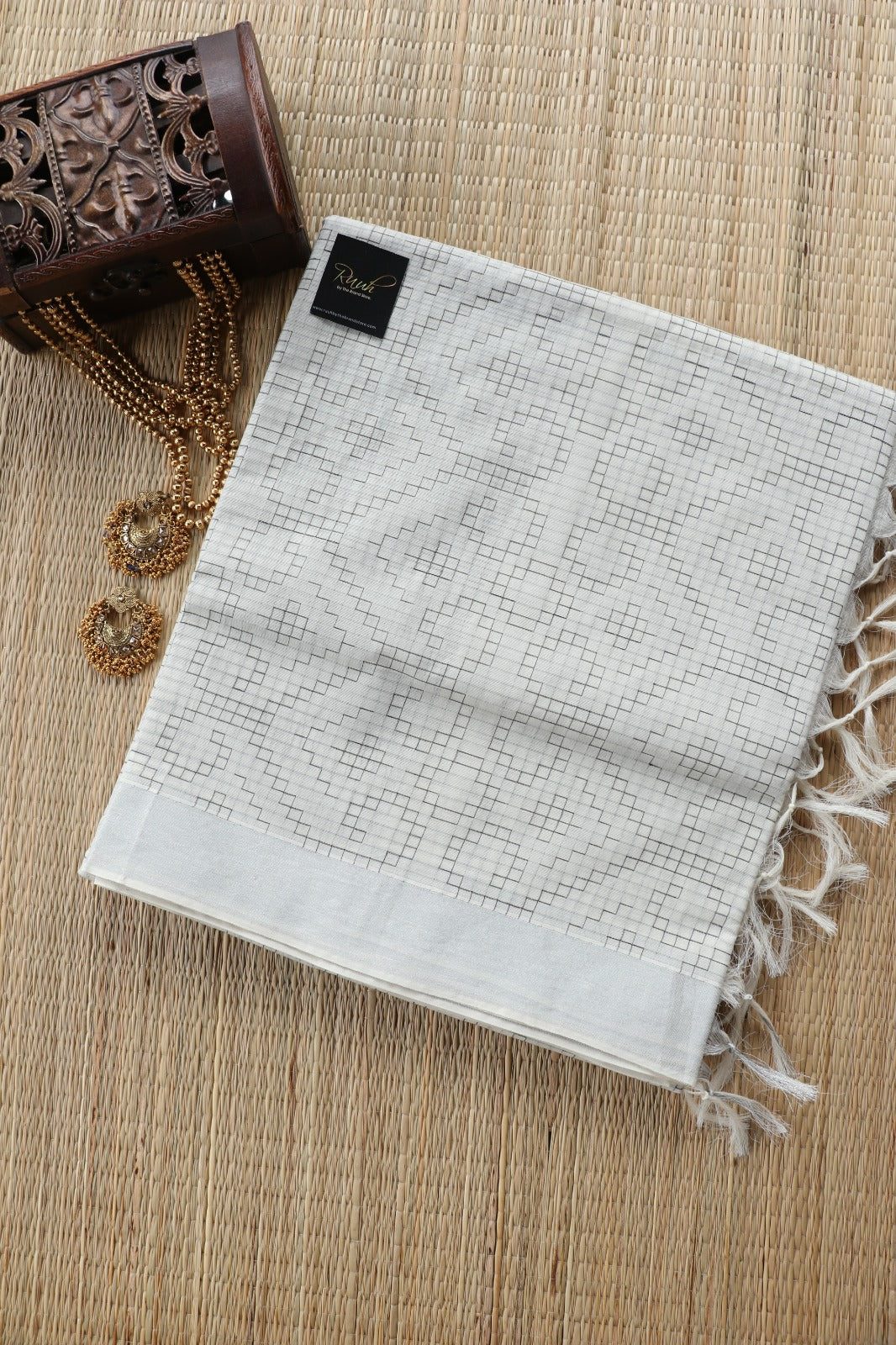 PREMIUM COTTON CHECKS SAREE