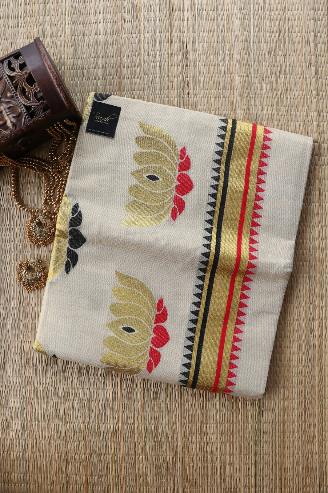 LOTUS EMBROIDERY ON PREMIUM KERALA TISSUE- BLACK & RED