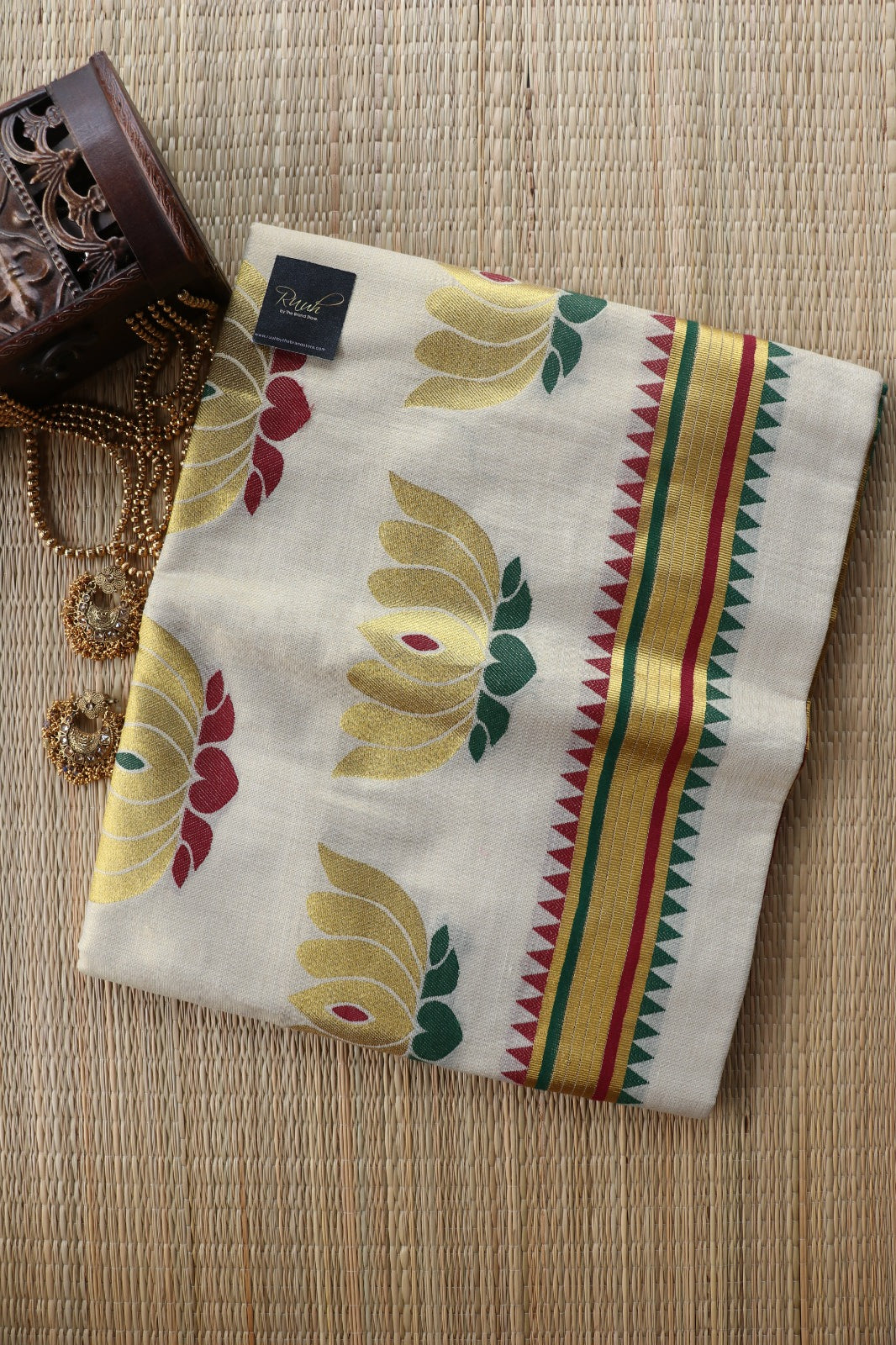 LOTUS EMBROIDERY ON PREMIUM KERALA TISSUE- GREEN & MAROON