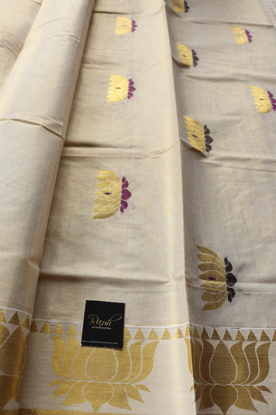 LOTUS EMBROIDERY ON PREMIUM KERALA TISSUE- PURPLE & BLACK