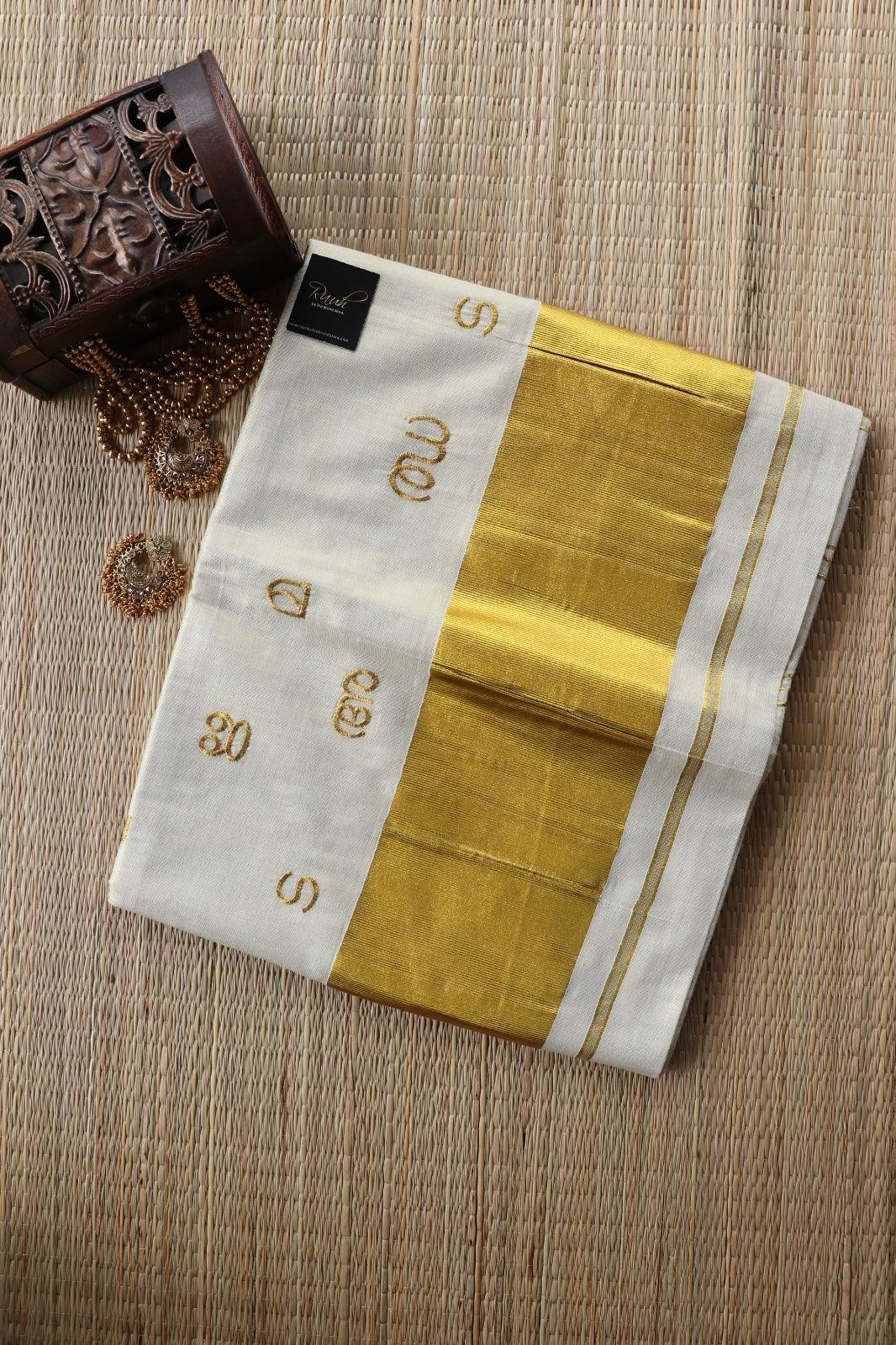 AKSHARAMALA -GOLD