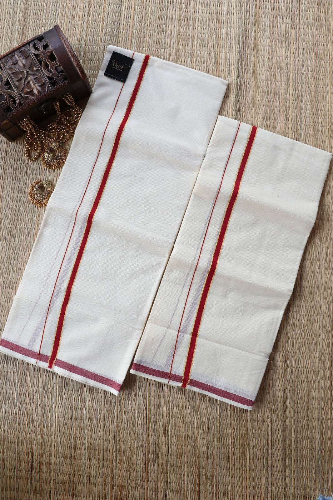 SET MUND- PULIYILAKKARA - RED & GOLD