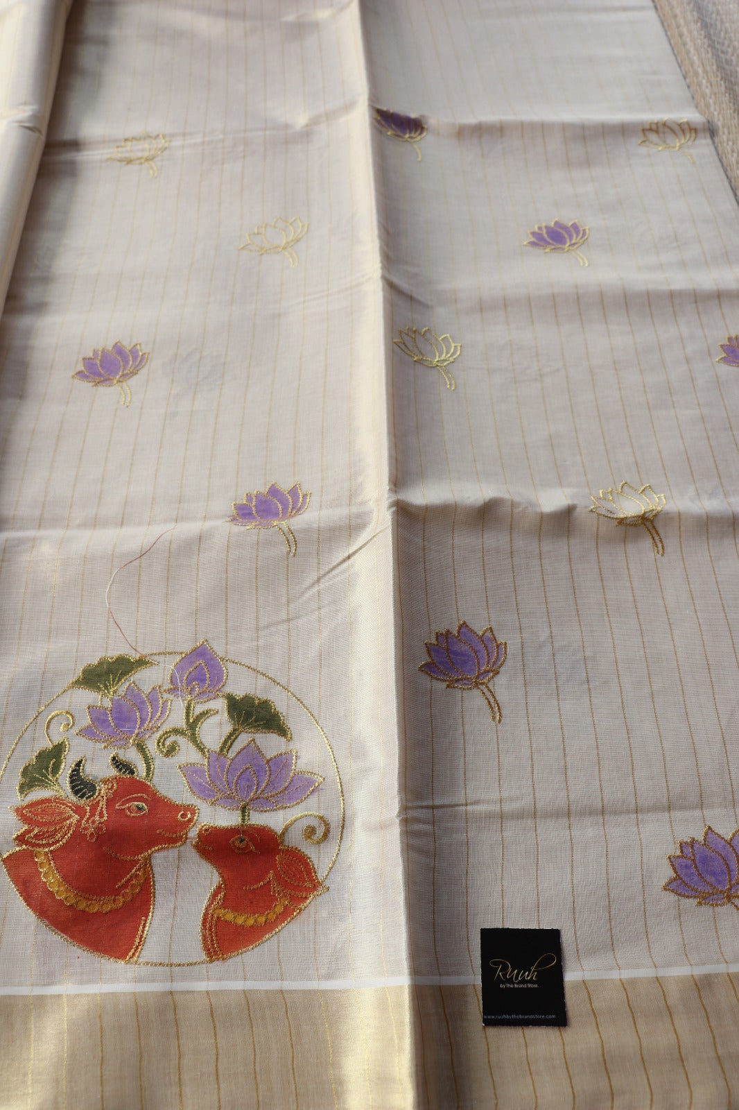 KERALA TISSUE PICHWAI EMBROIDERY