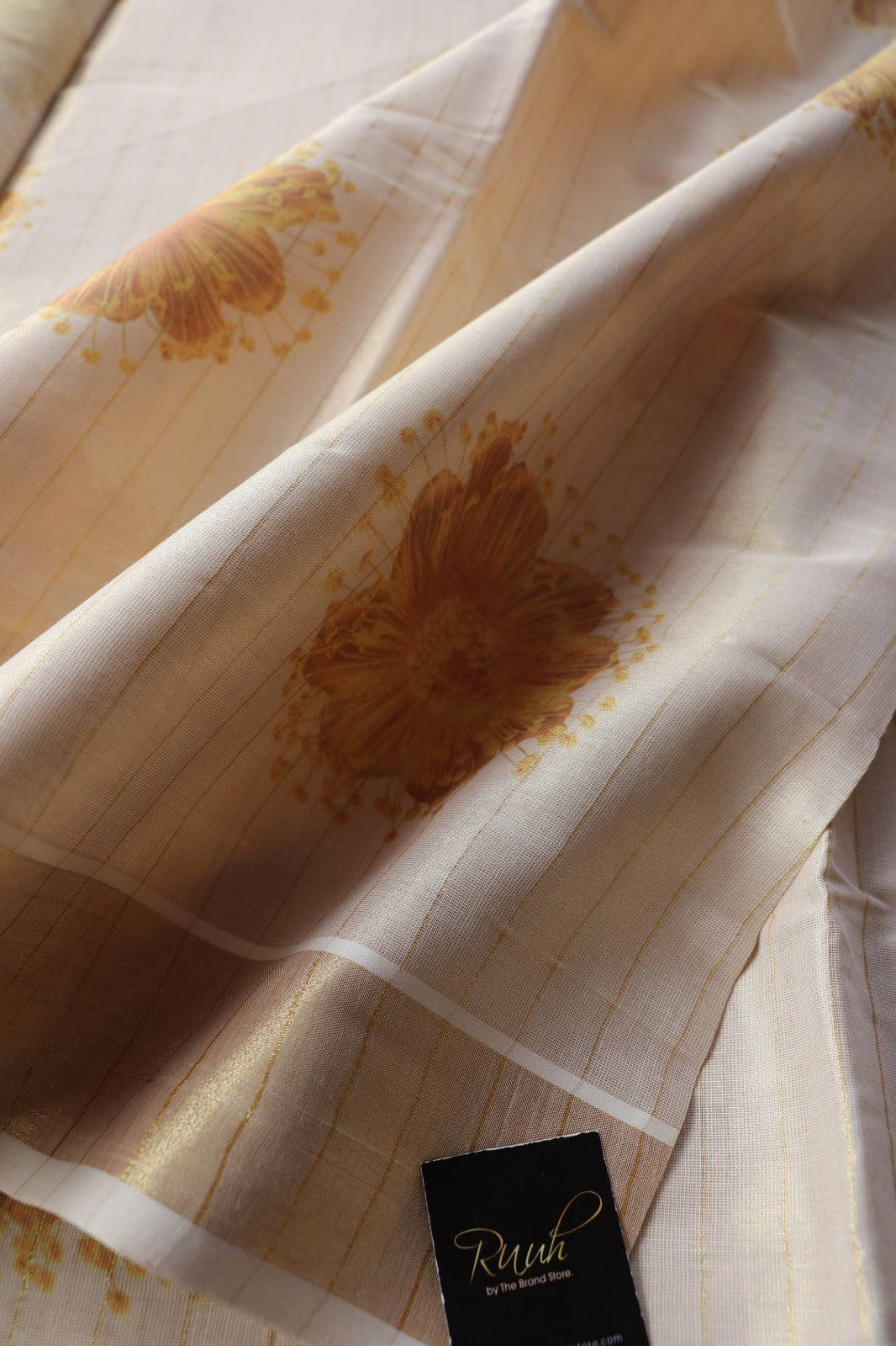 YELLOW FLORAL PRINTED KERALA TISSUE SAREE