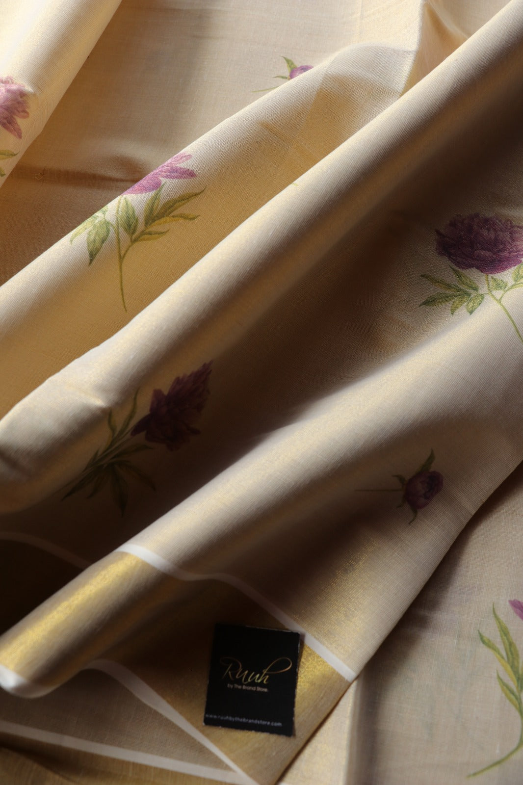 KERALA TISSUE WITH FLORAL PRINT