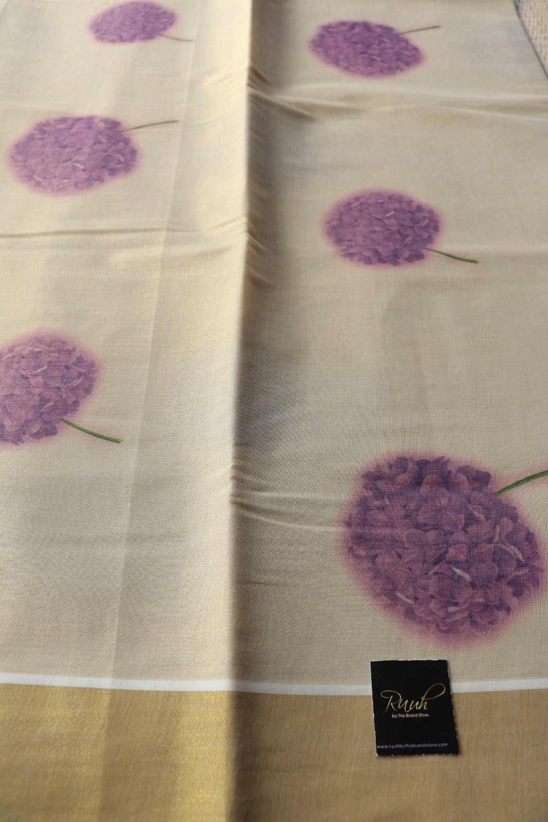 KERALA TISSUE WITH FLORAL PRINT