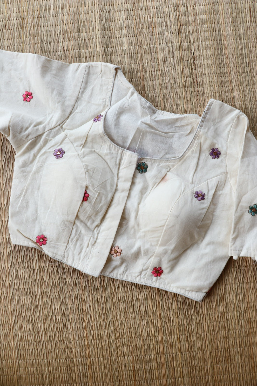 COTTON WITH EMBROIDERY BLOUSE