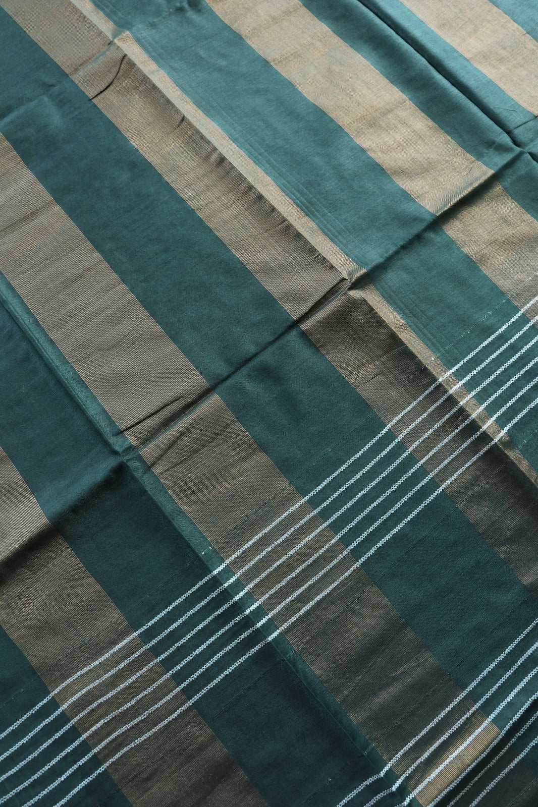 ART SILK SAREE IN STRIPE PATTERN - DARK GREEN