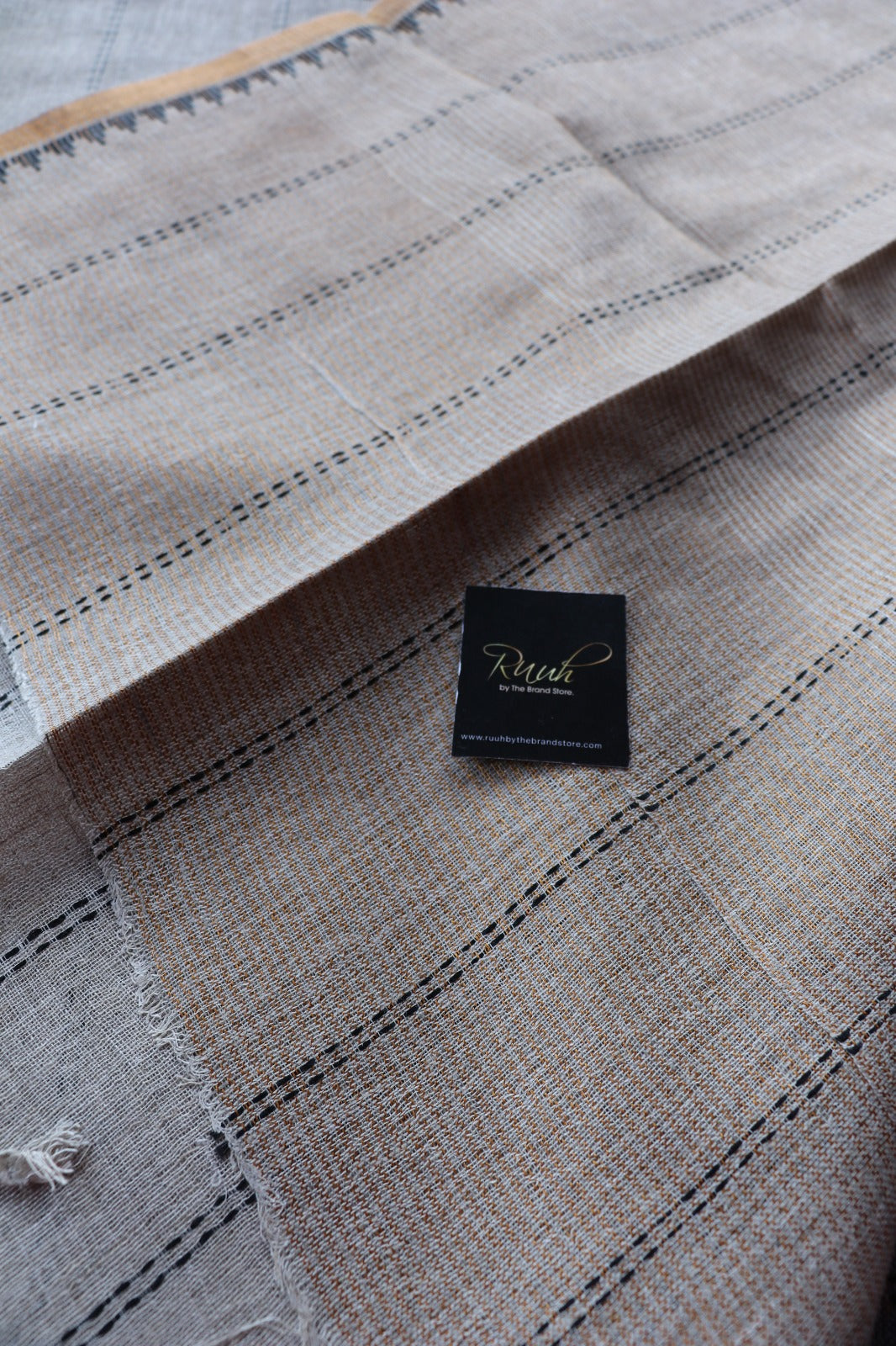PURE LINEN CHECK SAREE- TBS26PLC