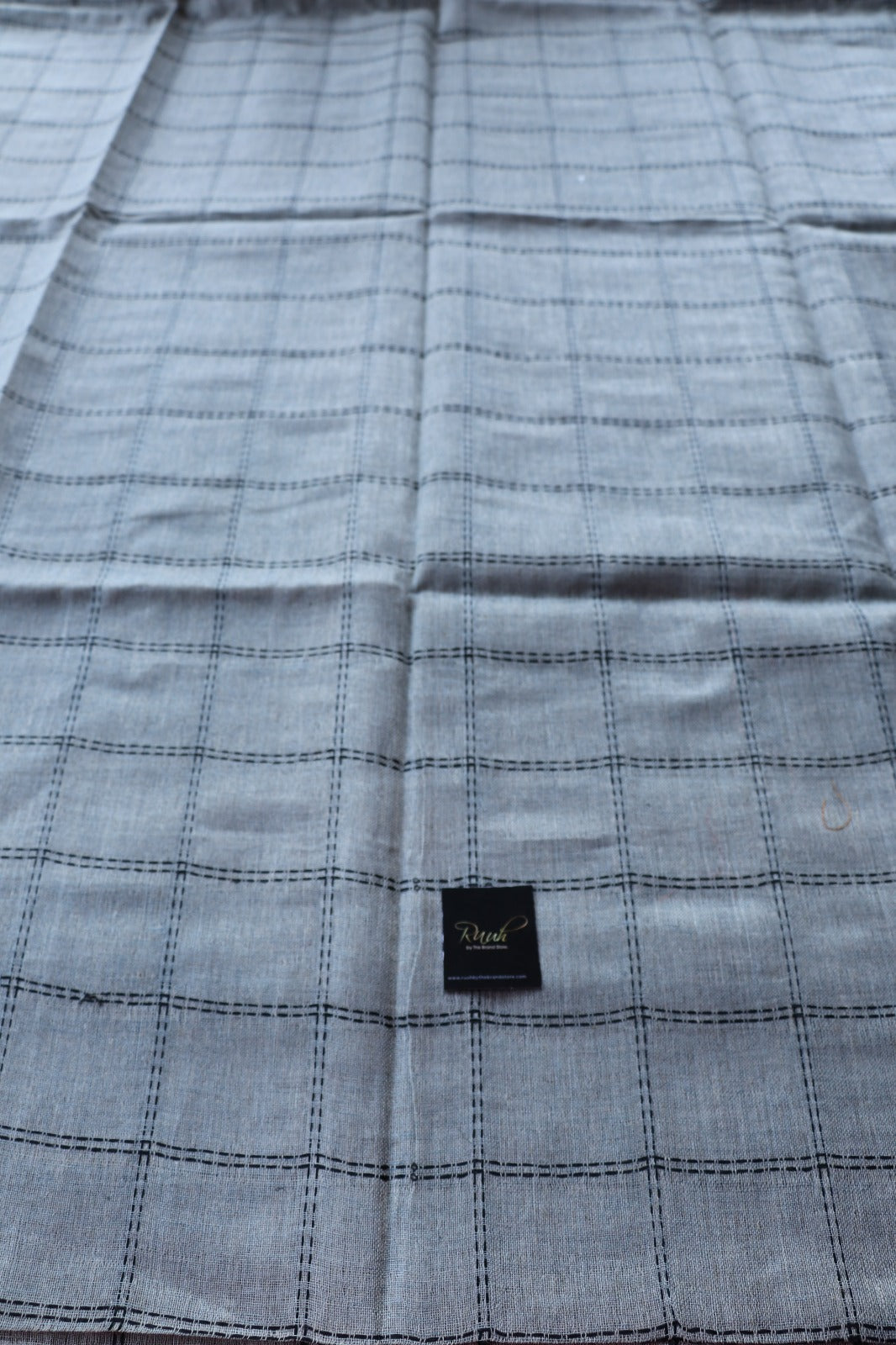 PURE LINEN CHECK SAREE - TBS26PLC