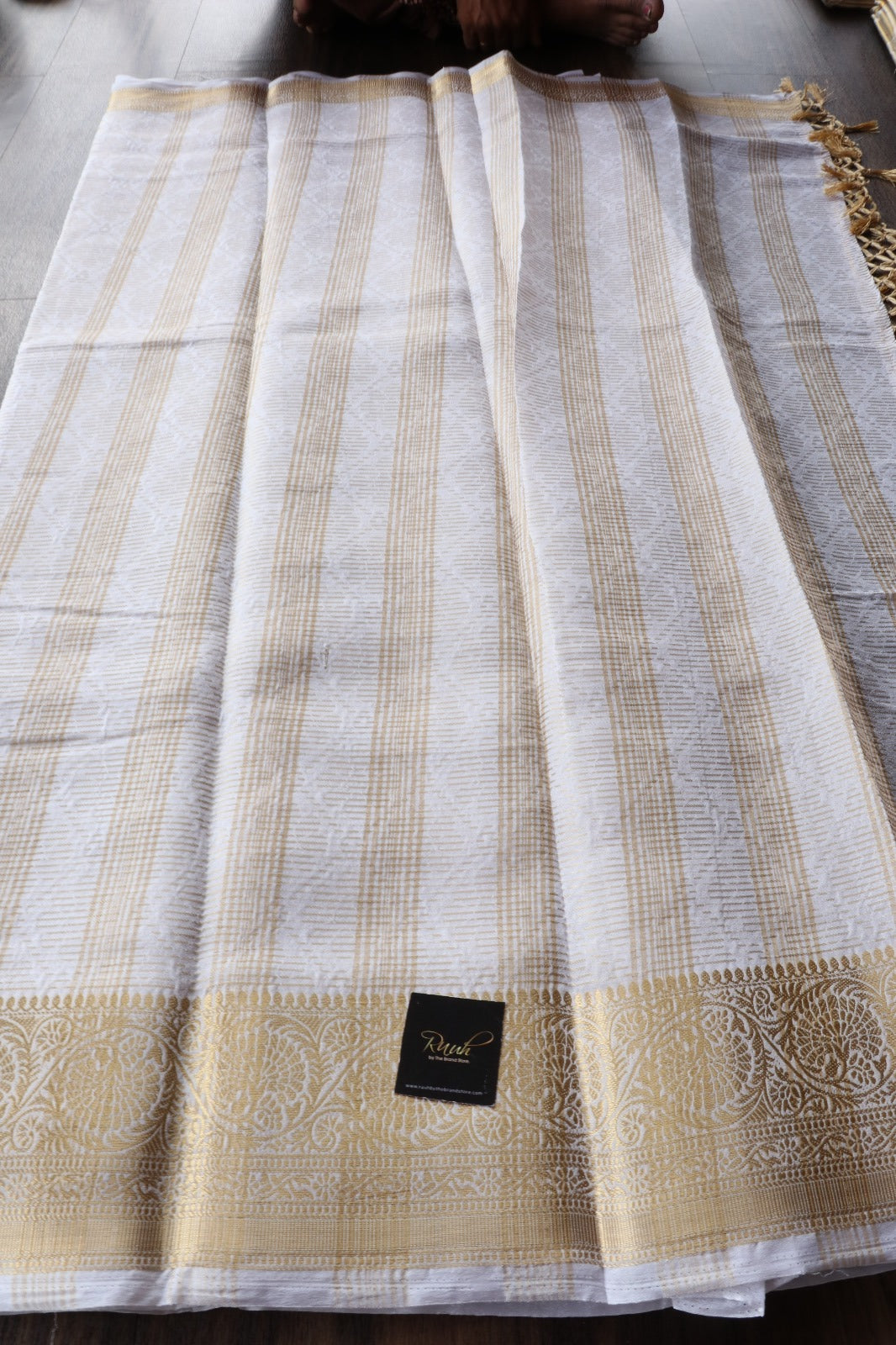 SEMI SILK PATTERNED SAREE 1