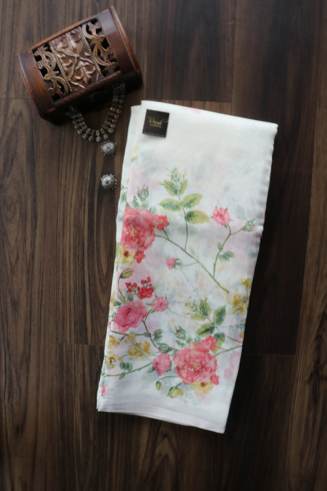 WHITE SEMI LINEN FLORAL PRINTED SAREE