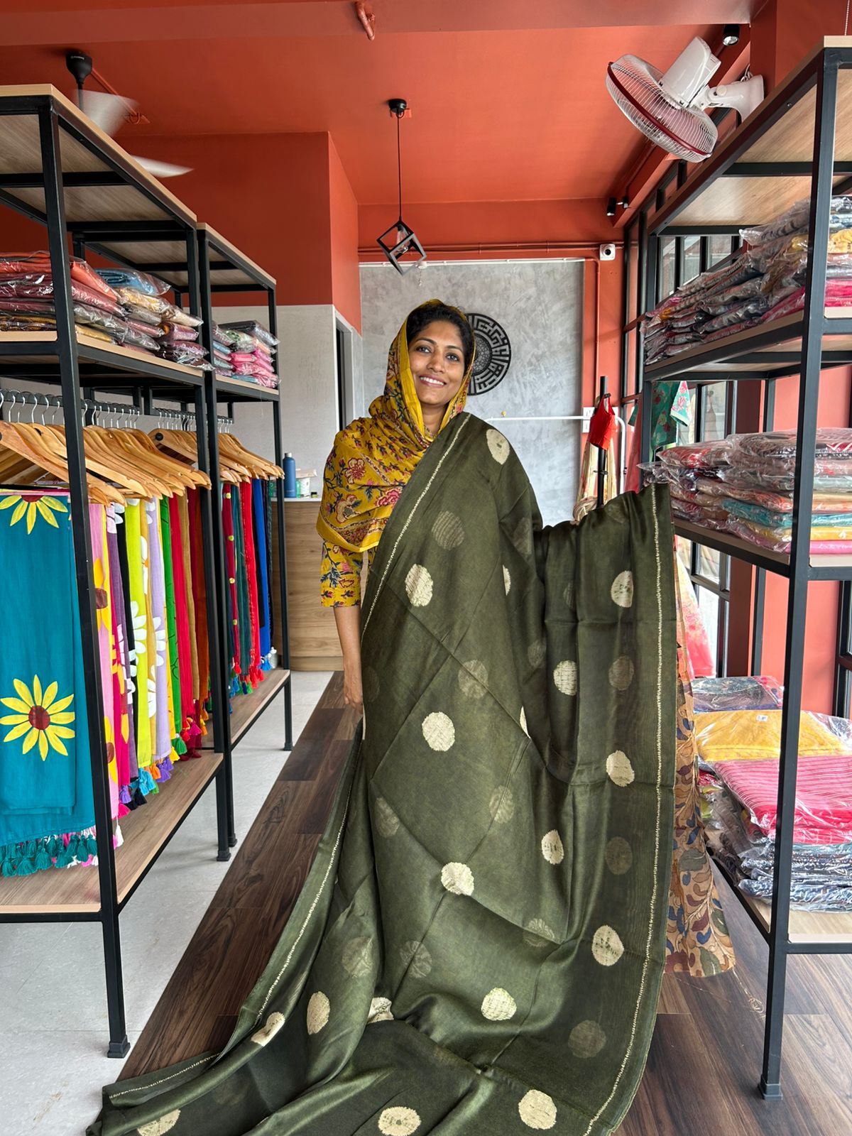 DARK GREEN SEMI LINEN SAREE
