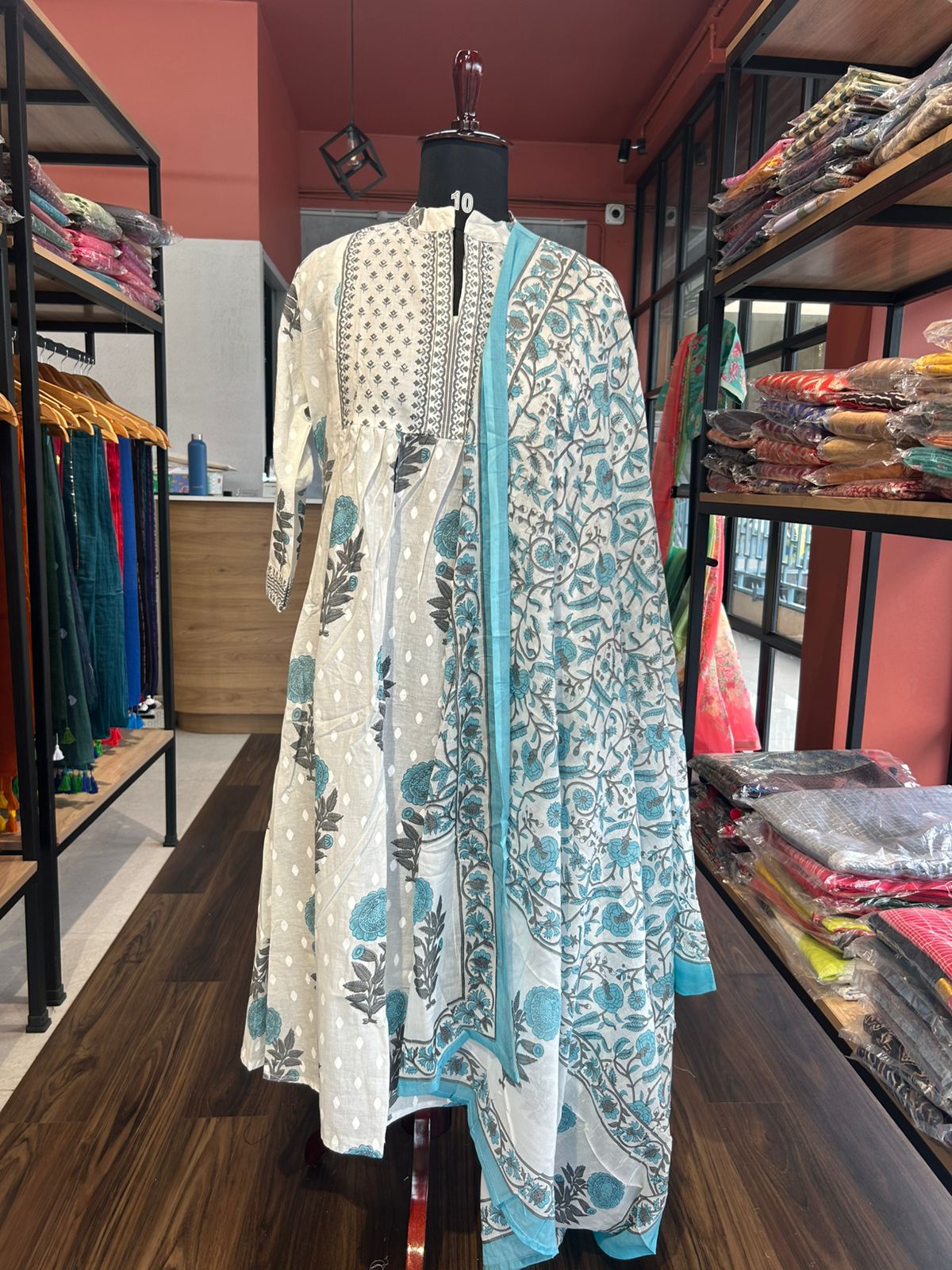 COTTON WHITE SALWAR SUIT SET