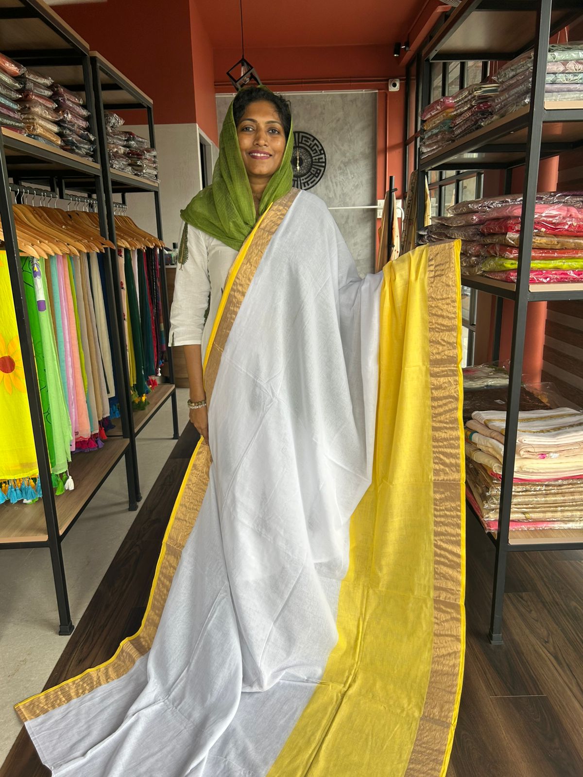 YELLOW - WHITE COMBINATION MULMUL SAREE