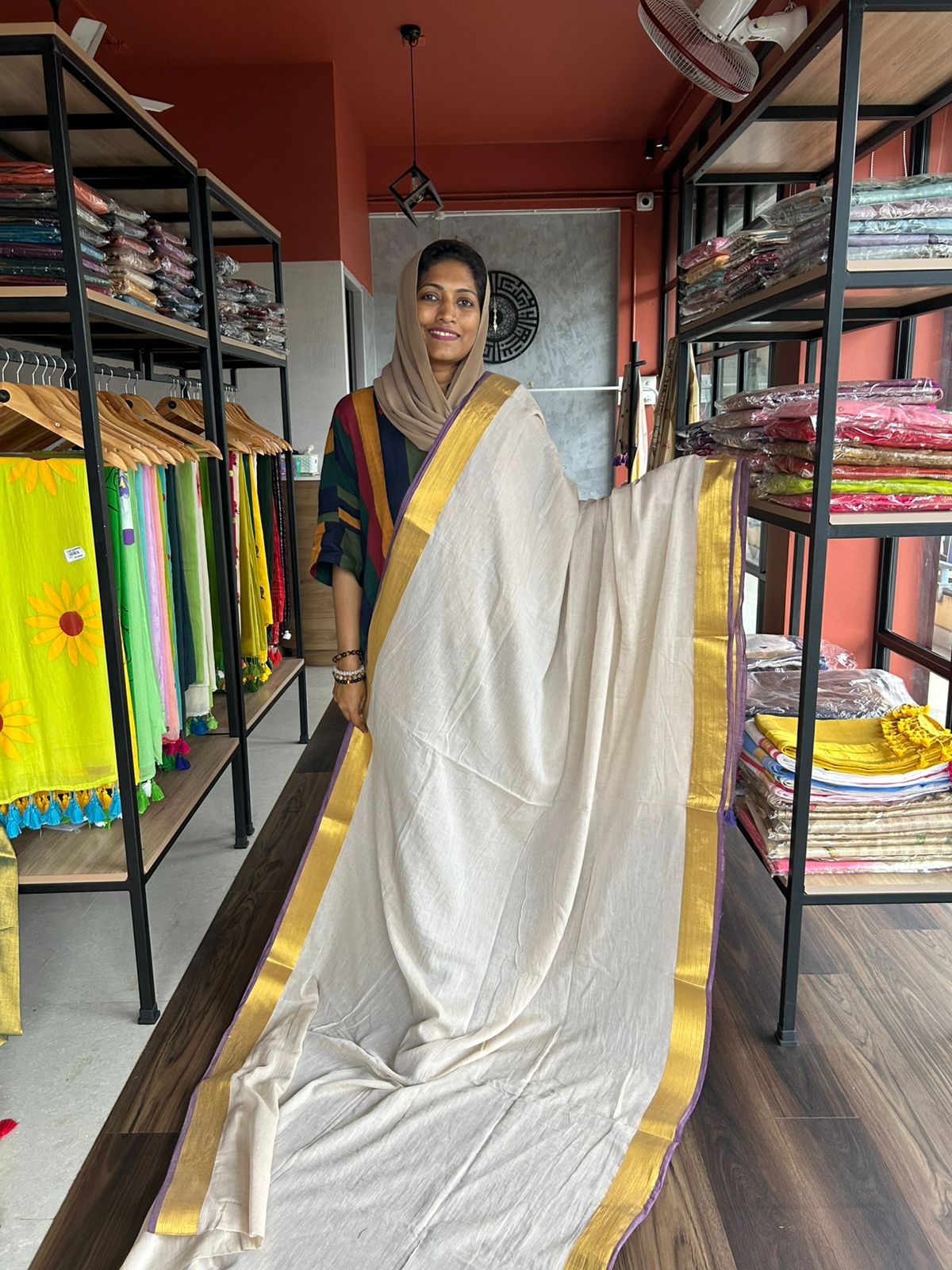 MULMUL SAREE WITH ZARI BORDER AND PURPLE EDGING