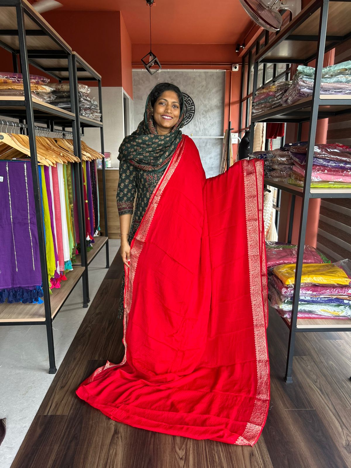 RED VISCOSE CHINNON  SAREE
