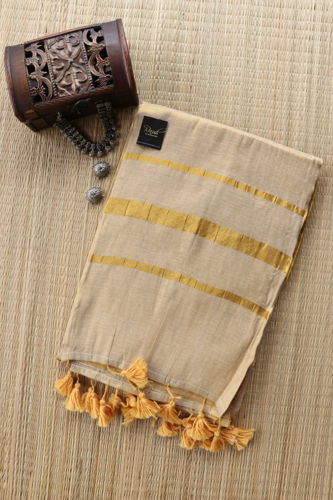 LINEN TISSUE GOLD COLOUR - TBS26LT