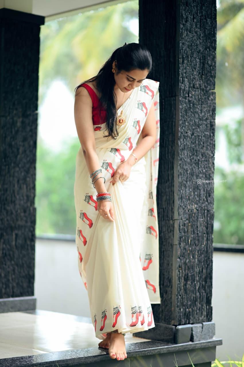 CHILANKA _ KERALA COTTON SAREE - TBS26CKA
