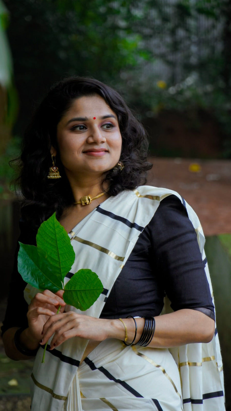 PREMIUM KERALA COTTON - GOLD BLACK- TBS26MG