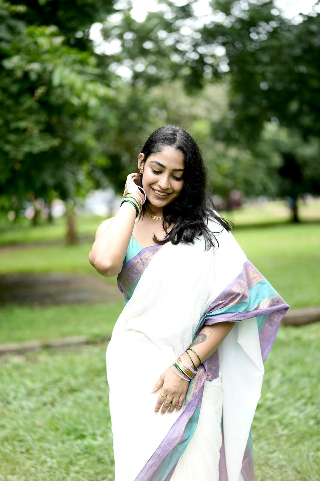 MULMUL SAREE WITH MULTICOLOUR BORDER
